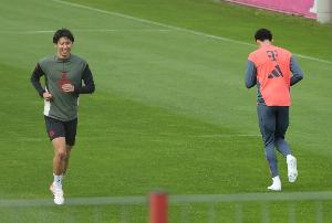 已停战8个月！踢球者：伊藤洋辉将复出！他的目标是参加世界杯